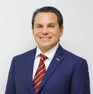 Dr. Humberto Escorce